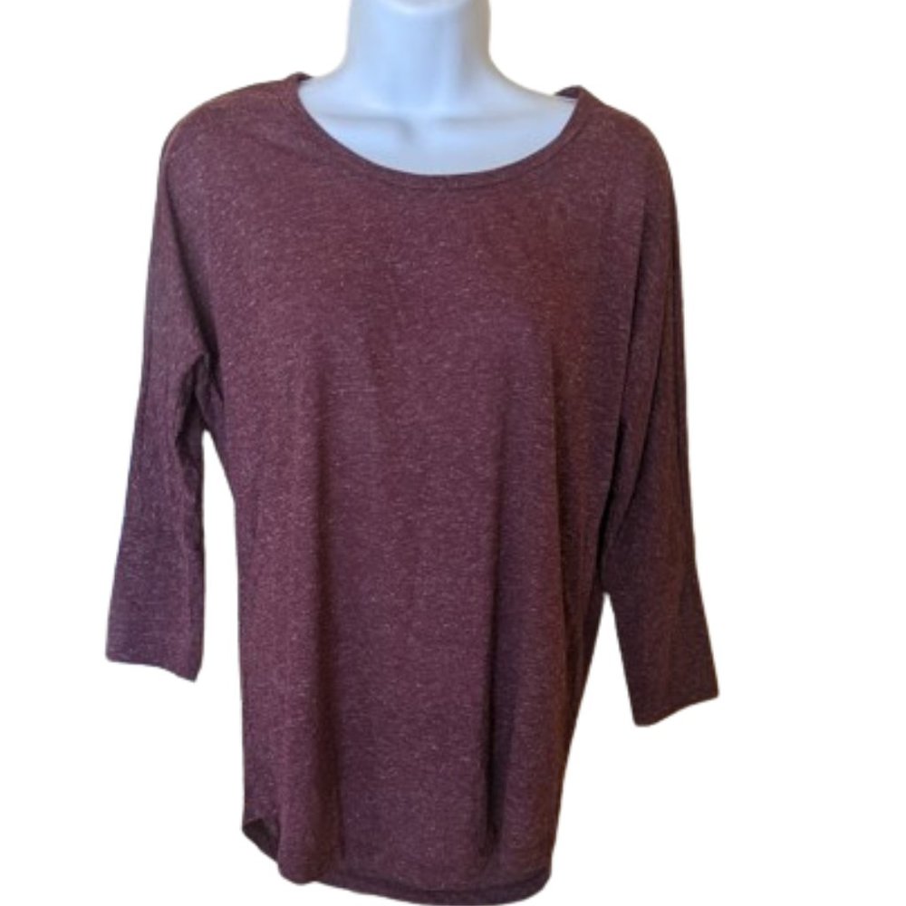 ---  Burgundy 3/4  sleeve Tee T-shirt Size XS